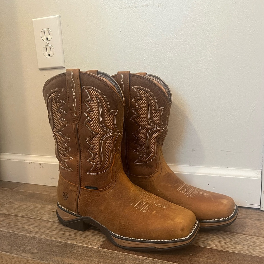 Ariat Women’s Anthem VentTEK Sq Toe Boots
